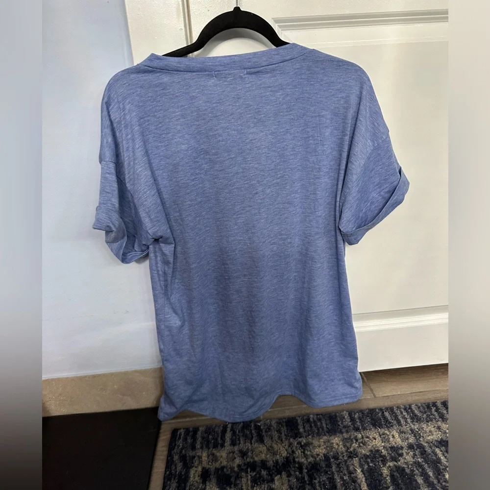 *NEW*Sz L*Miholl* Tee